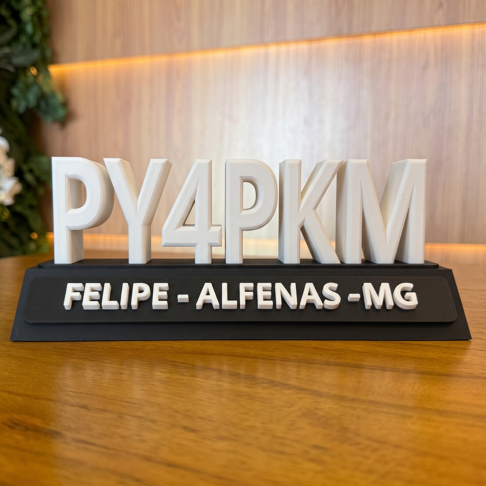 Totem de Mesa com Indicativo Personalizado